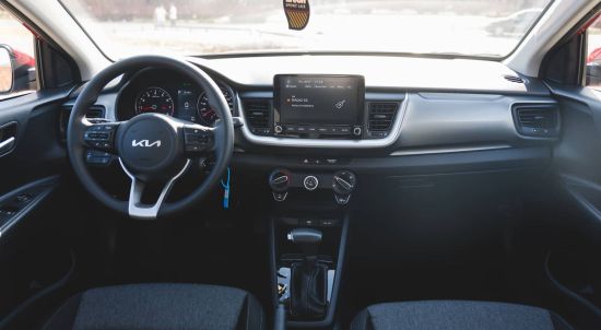 Kia Stonic Bringing Crossover Freedom to Your Summer Escape